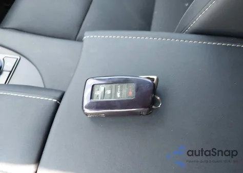 2022 Lexus Rx 350 z USA, uszkodzony, nr VIN 2T2HZMDA5NC351692